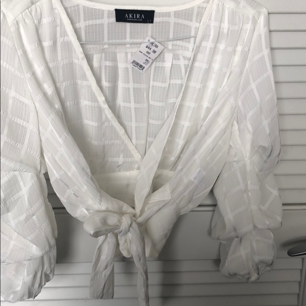 NWT Akira Crop Top